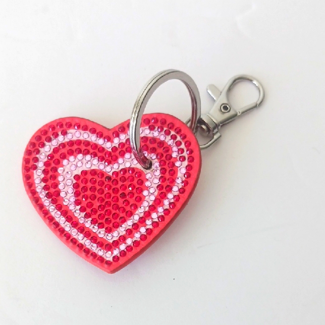 Clip On Red Heart Fx Leatherr Keychain With Rhinestones / Bag Charm